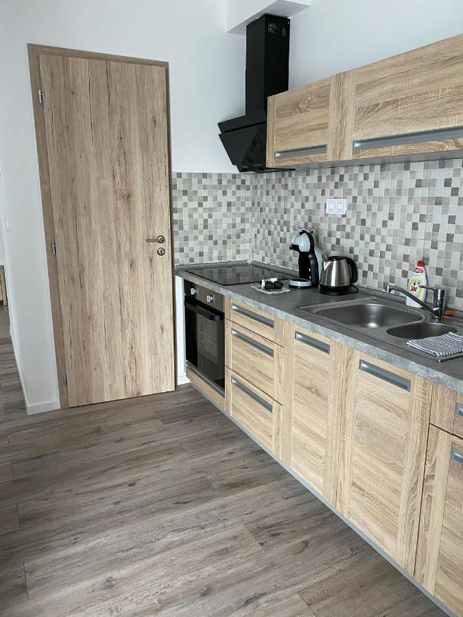 Paskom Apartmanhaz Nyergesujfalu Exterior photo