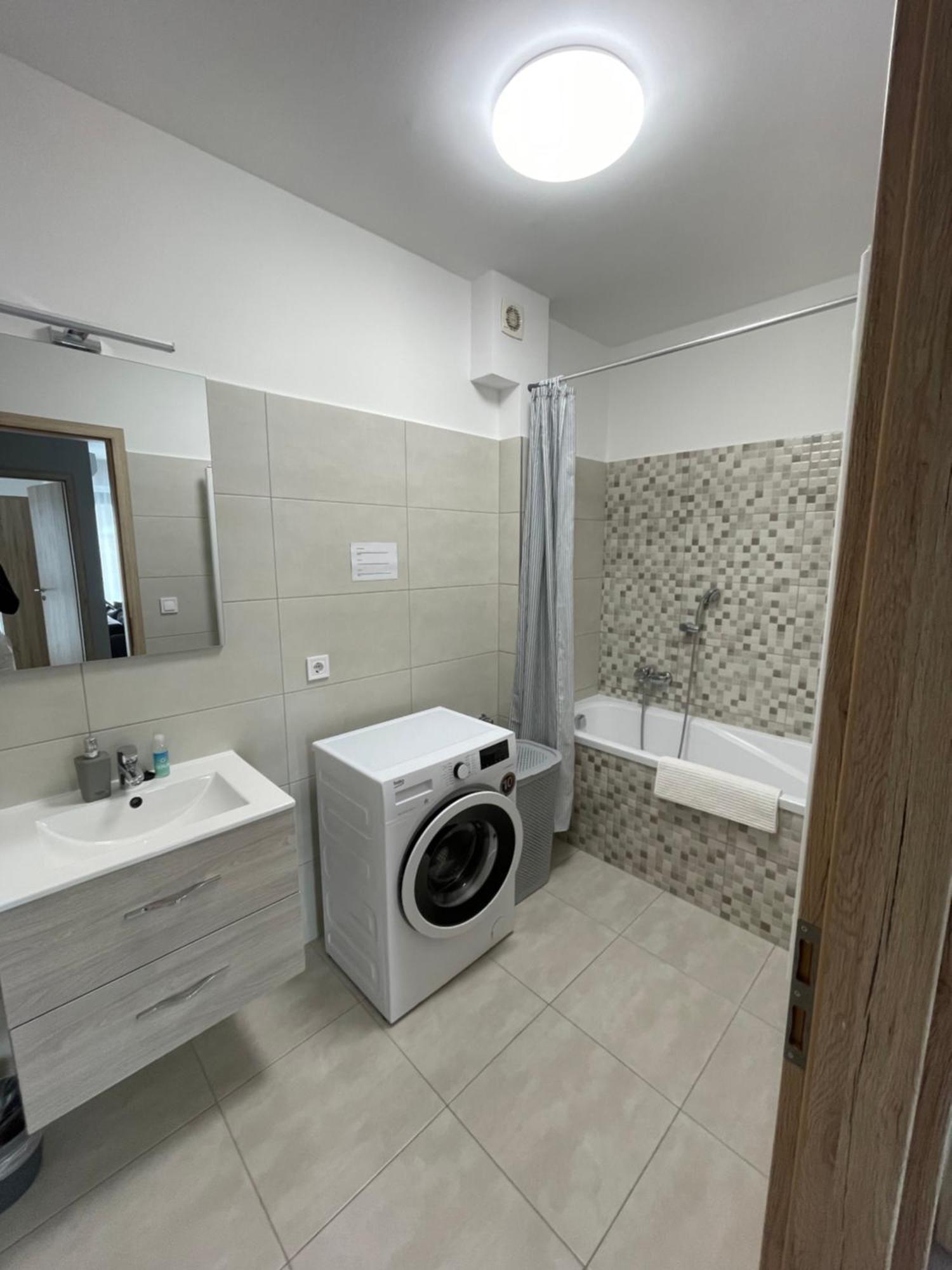 Paskom Apartmanhaz Nyergesujfalu Exterior photo